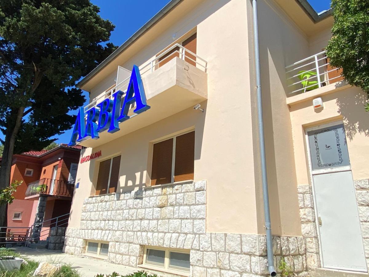 Villas Arbia - Magdalena By The Beach Banjol Exterior foto